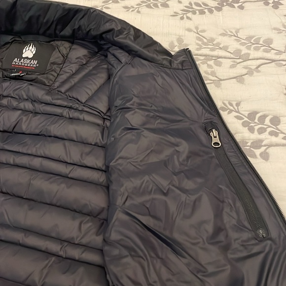 Alaskan Hardware Aniak Down Vest NWOT Size XL Duluth Trading Company - Picture 6 of 7